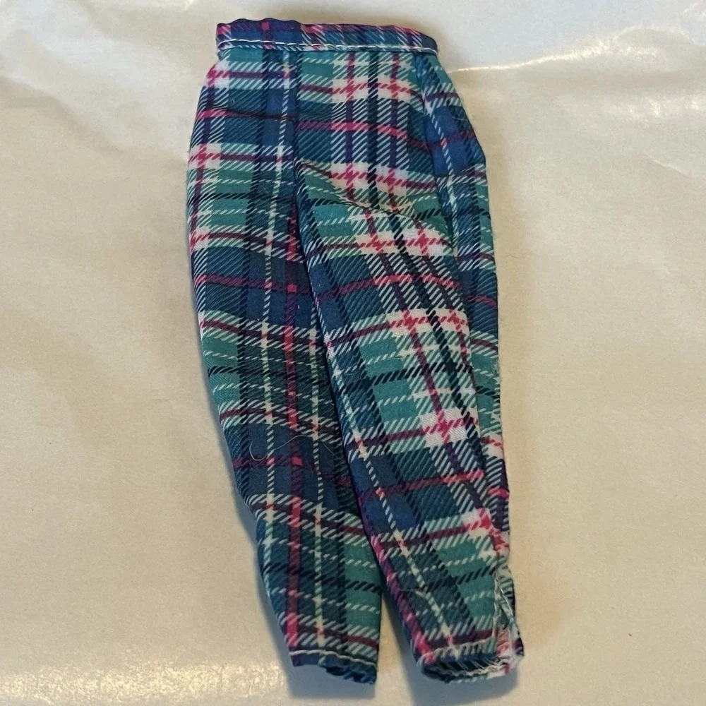 Vintage 1997 MATTEL Barbie Ginger‎ Plaid Pink Blue Pants 1990s Clothing